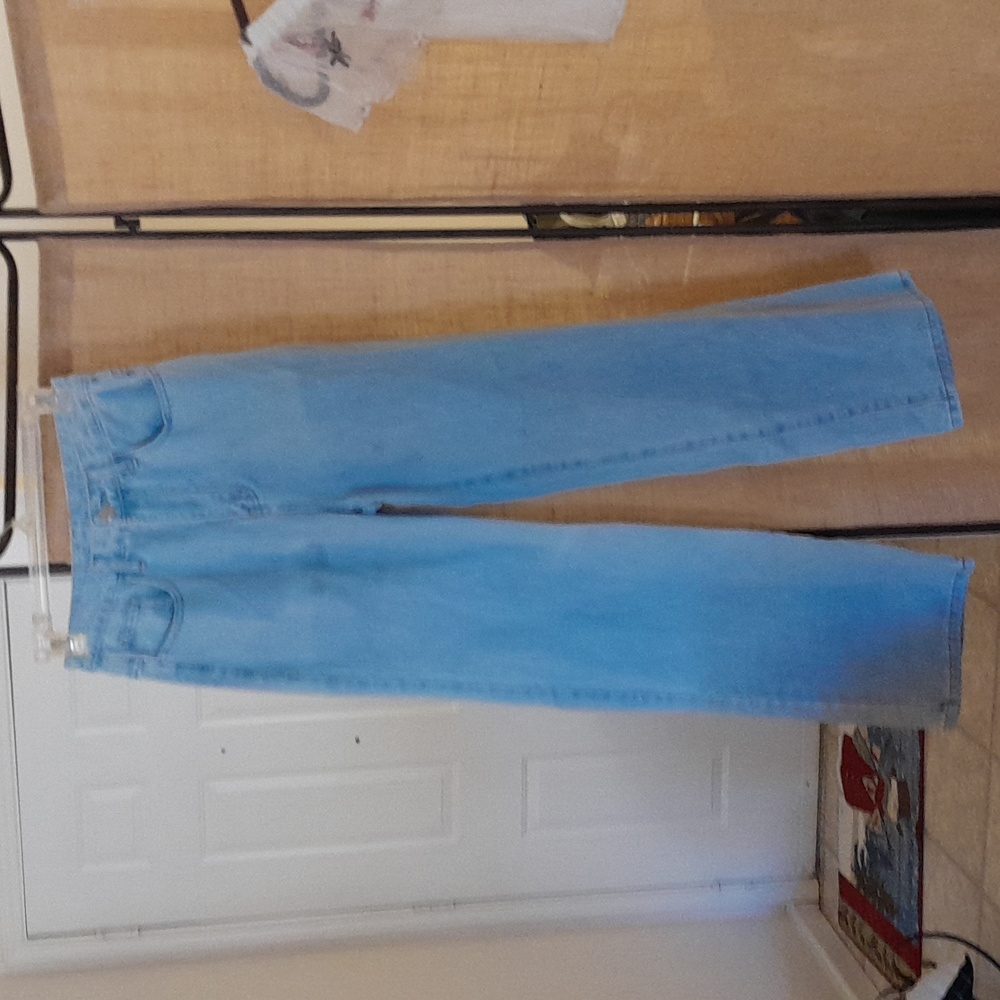Xs Shein jeans.